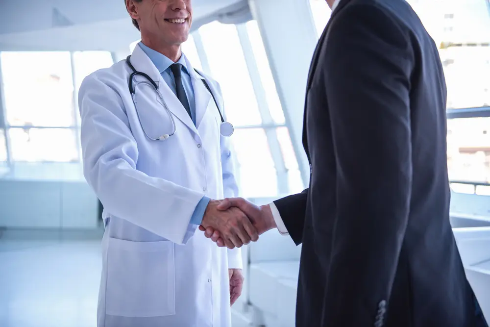 la relazione con medici e specialisti